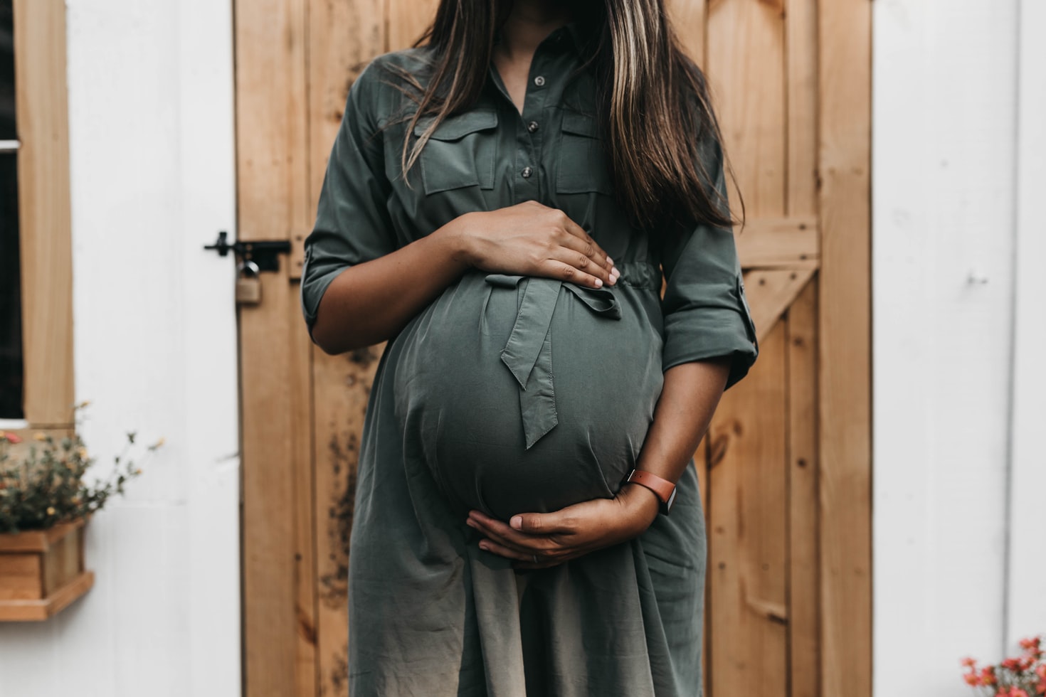 FW21 Maternity Fashion: How To Stay On Trend During Pregnancy